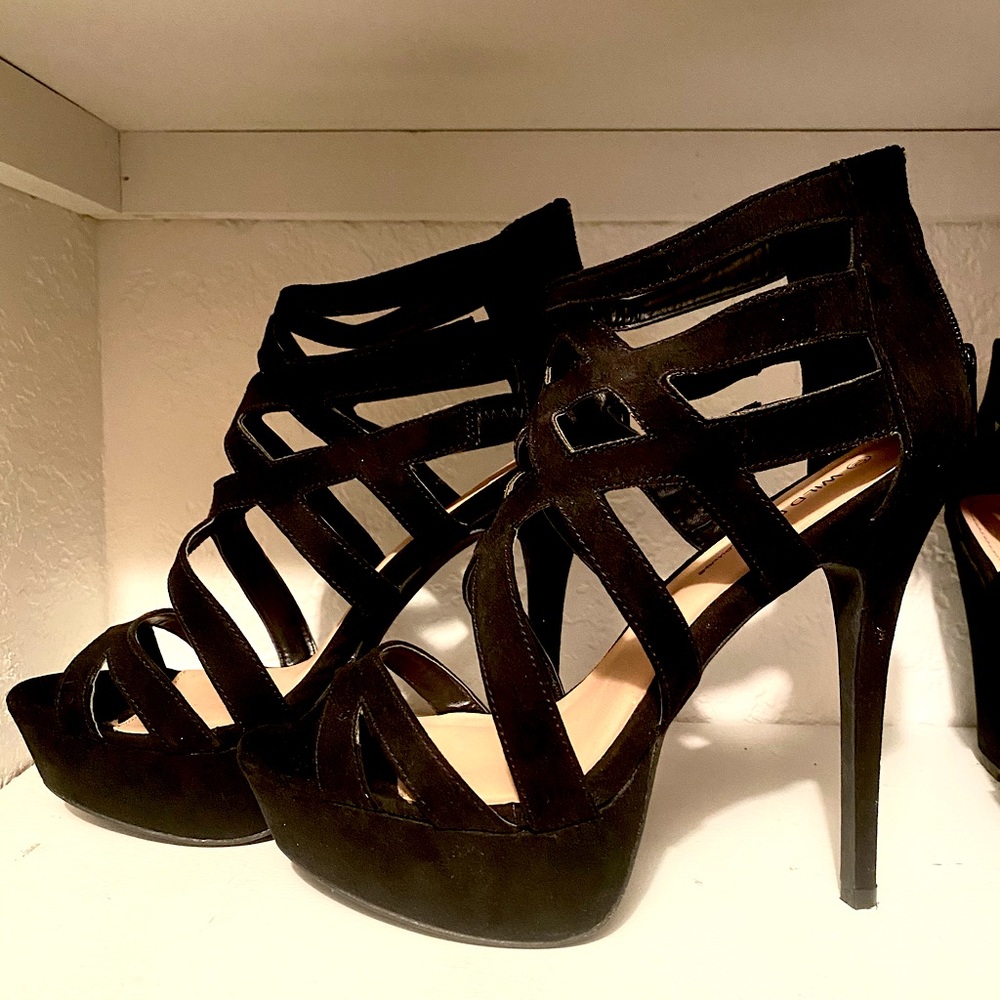 Black heels Wild Diva size 10 *only worn once*